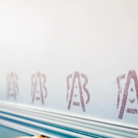 Champagne Andre Bergere & فندق مبيت وإفطار 4*