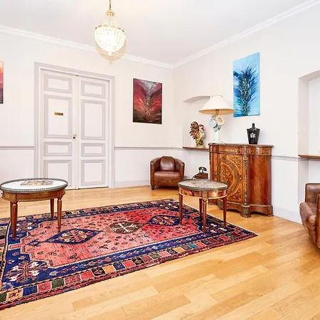 Champagne André Bergère&suites 4*