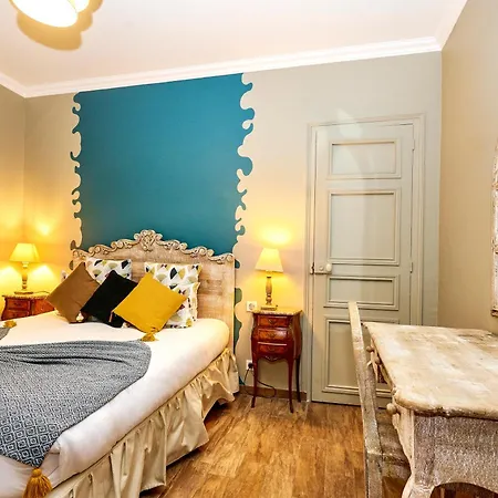 Champagne Andre Bergere & 4* Επερνέ