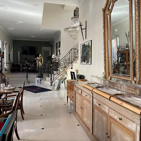 Champagne André Bergère&suites Épernay