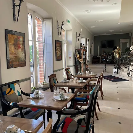 Champagne Andre Bergere & 4* إيبيرني