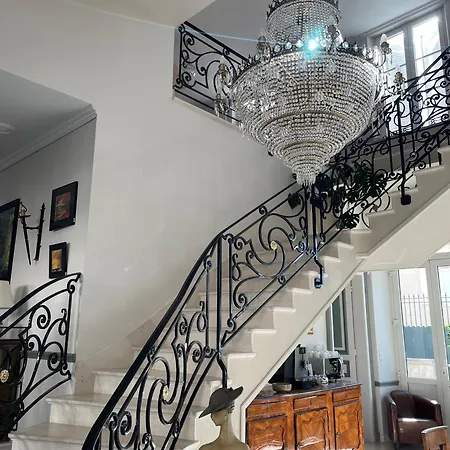 Champagne Andre Bergere Bed & Breakfast 2*
