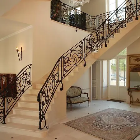Champagne Andre Bergere Bed & Breakfast