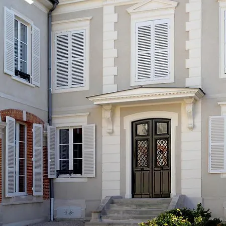 Champagne André Bergère&suites 4*