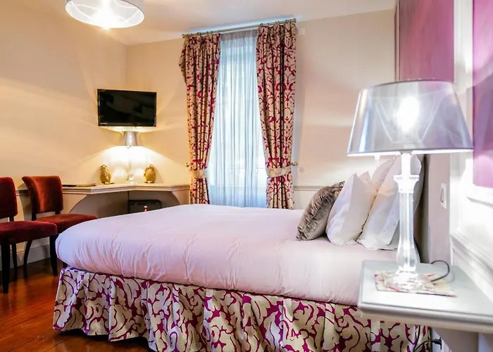 Champagne Andre Bergere & 4* Epernay