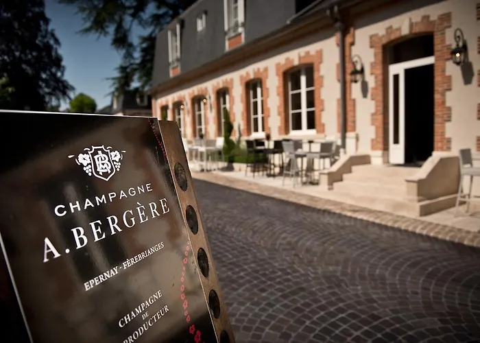 Champagne Andre Bergere & 4* Epernay